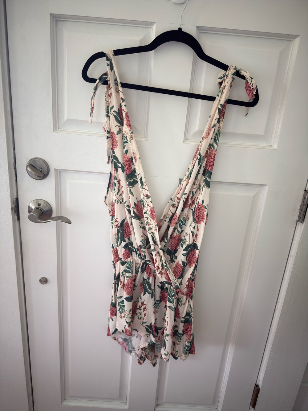 Beach Riot Floral Romper Small - Picture 4 of 7